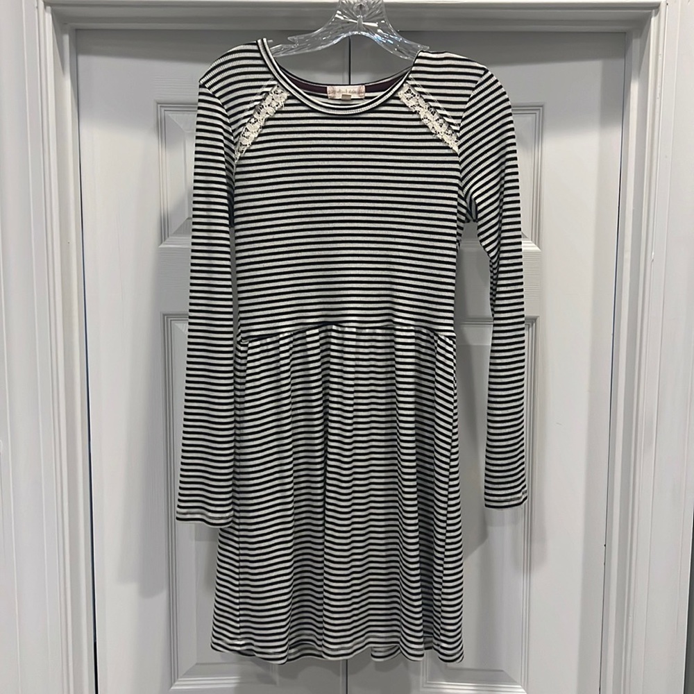 Altar’d State, Sz M, striped long sleeve dress